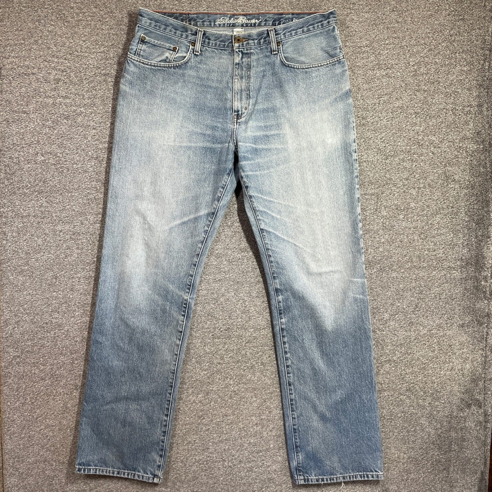 Eddie Bauer Jeans Relaxed Fit Mens 38x36 Light Wash Blue Denim 100% Cotton 38x36